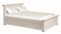 Bílá dřevěná starožitná postel
