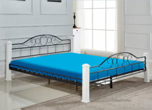 Elegantní stabilní dvoulůžková manželská postel z kovu