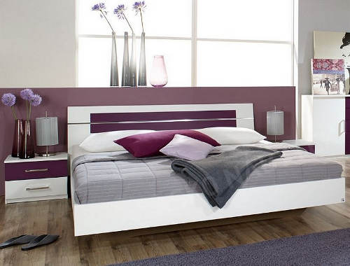 Bílo-fialová postel Burano 180x200 s nočními stolky