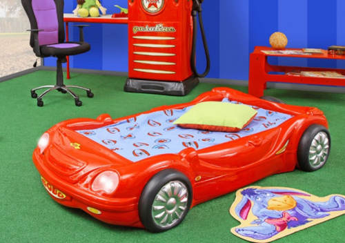 Dětská plastová postel auto