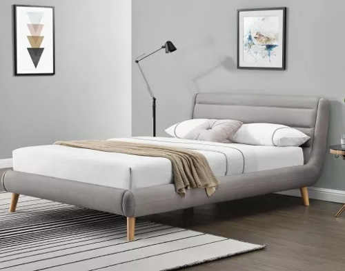 Futonová čalouněná postel do moderní ložnice