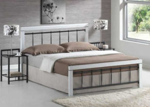 Moderní manželská postel  160x200 cm v klasickém stylu