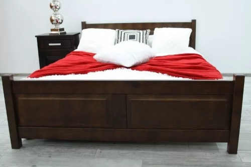 dvoulůžková postel z borovice