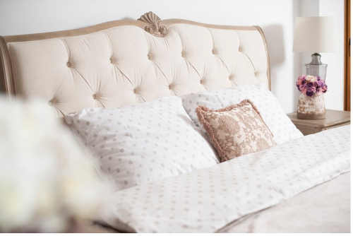 postel z kvalitního materiálu