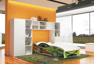Dětská barevná postel ve tvaru auta s matrací a roštem