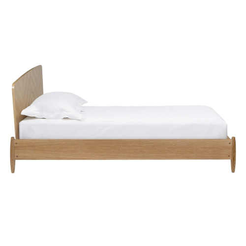 dřevěná manželská postel Bonami