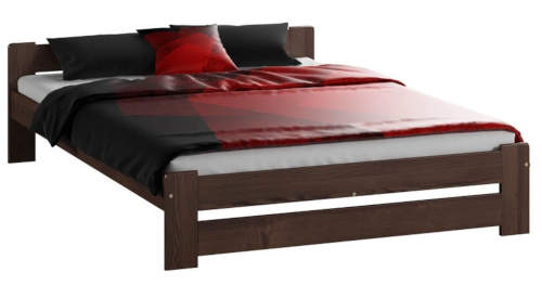 Hnědá manželská postel z masivního dřeva borovice